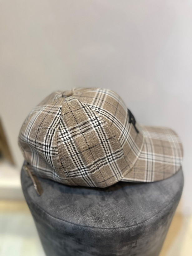کلاه چهارخونه پارچه ای