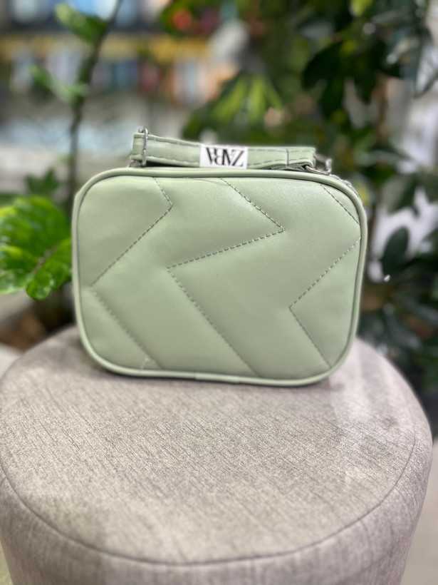 کیف زارا چرخ دوزی