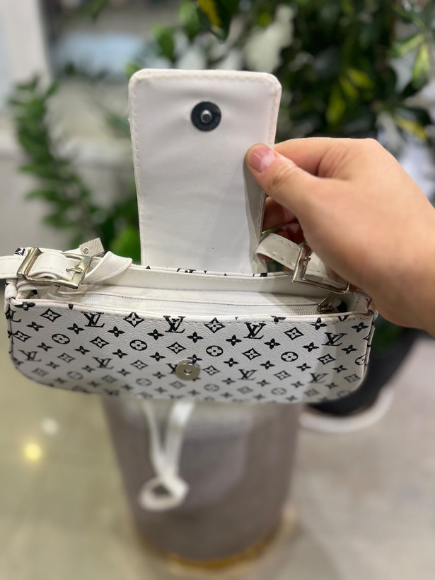 کیف قایقی طرح مارک