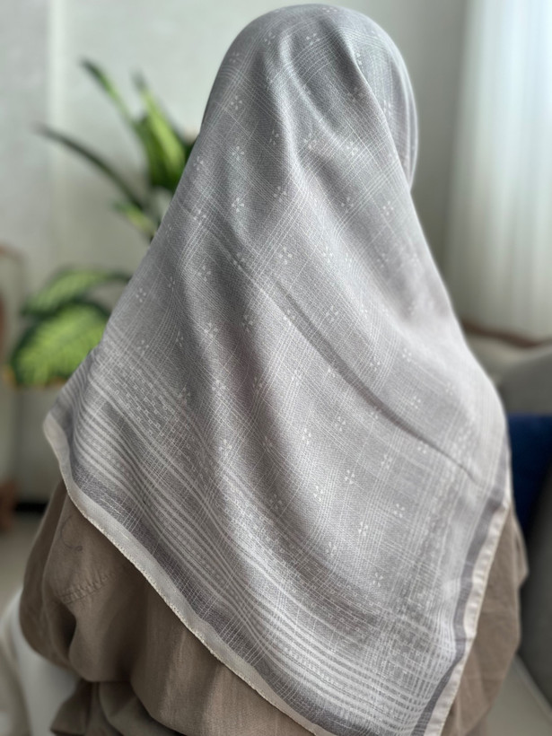 روسری قواره 95 طرحدار -نخی و سبک