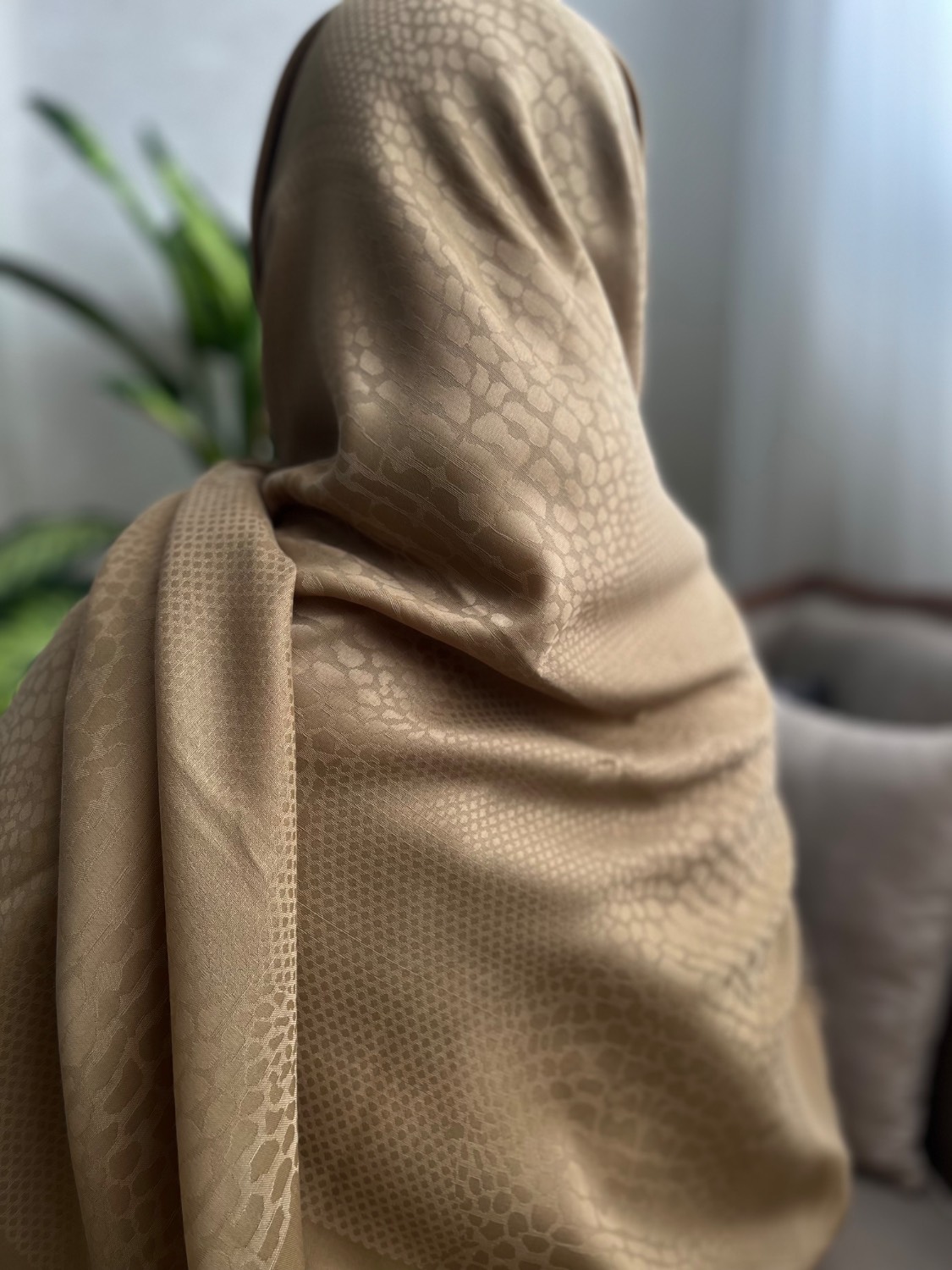 روسری نخ ابریشم ژاکارد قواره 140