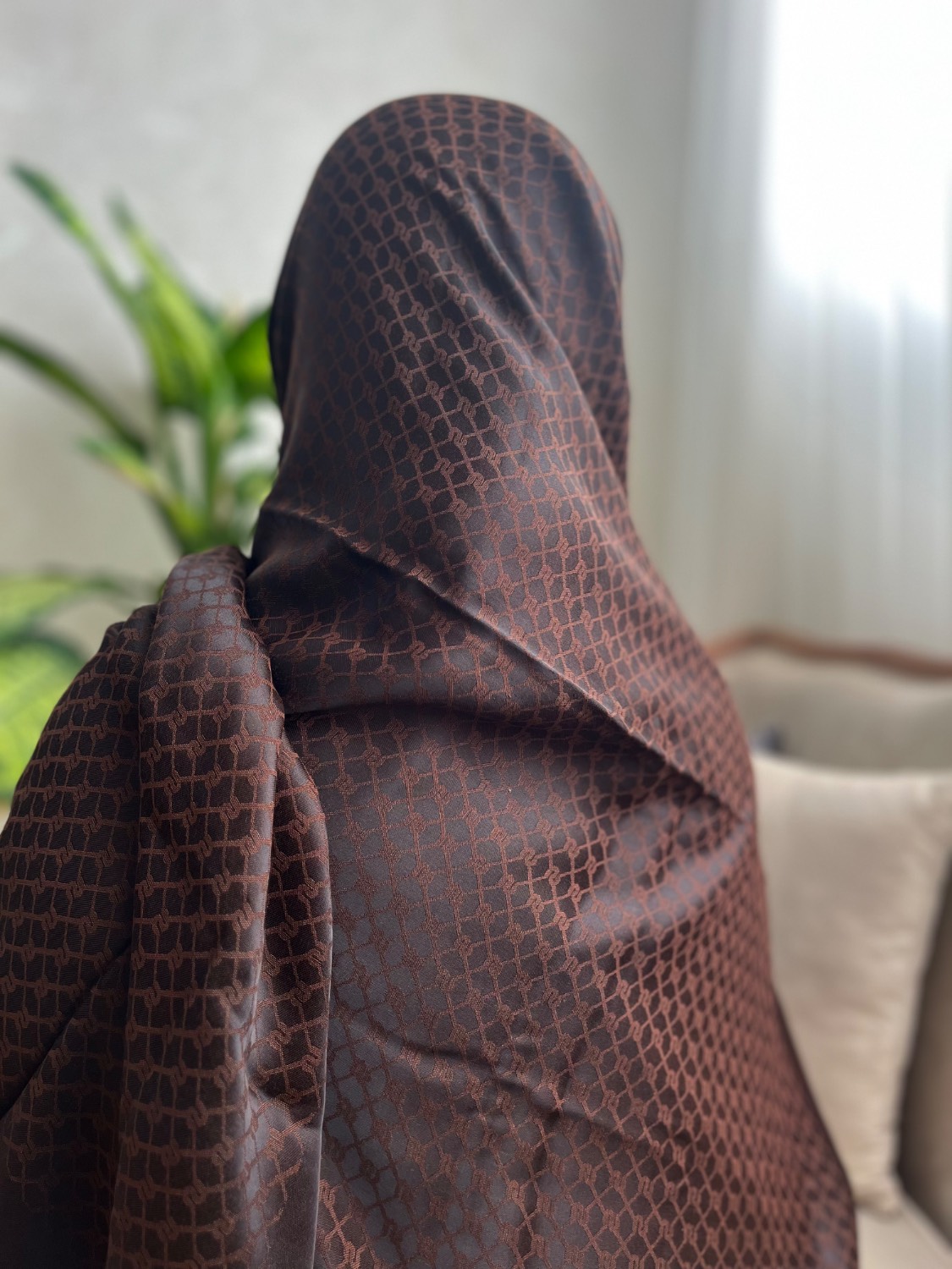 روسری نخ ابریشم ژاکارد قواره 140