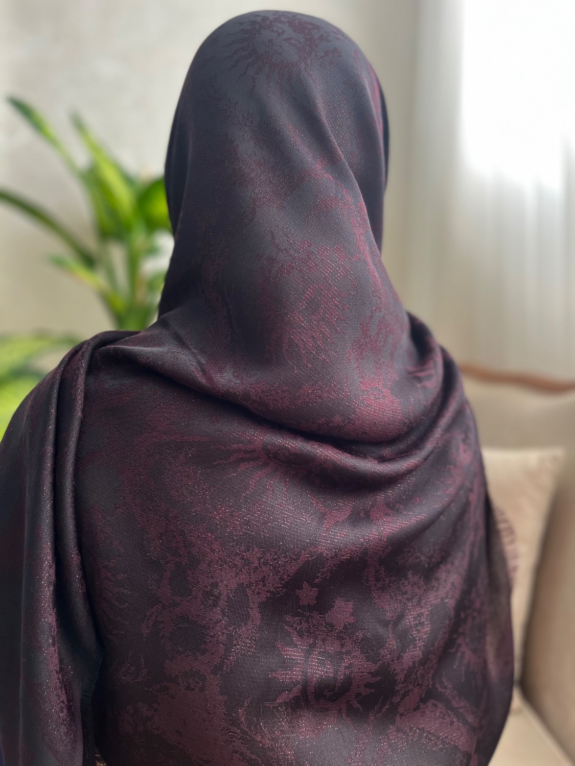 روسری نخ ابریشم ژاکارد لمه قواره 140