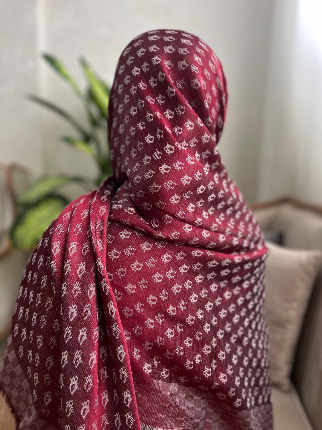 روسری نخ ابریشم ژاکارد لمه دار   قواره 140