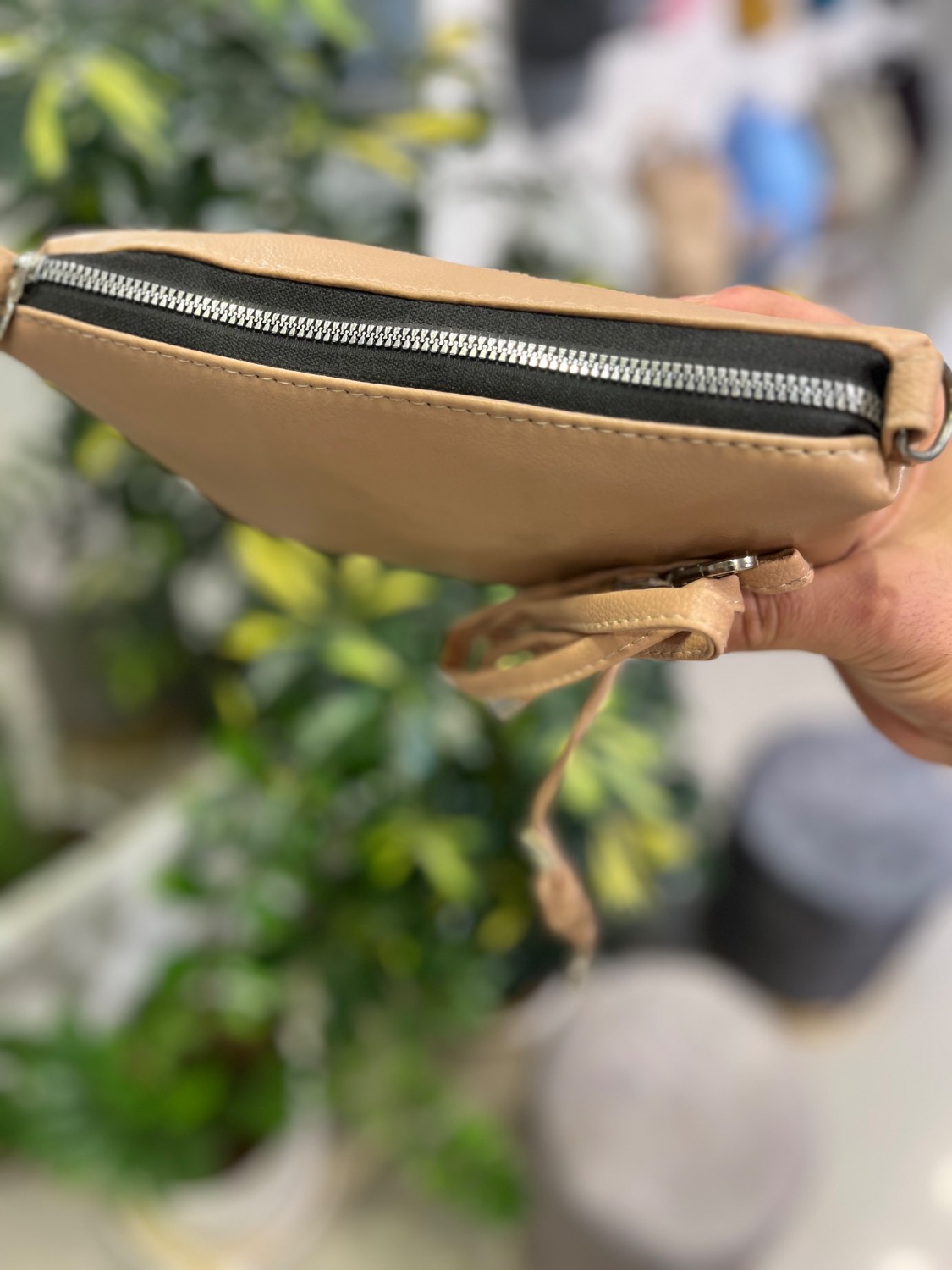 کیف چرمی مینیمال