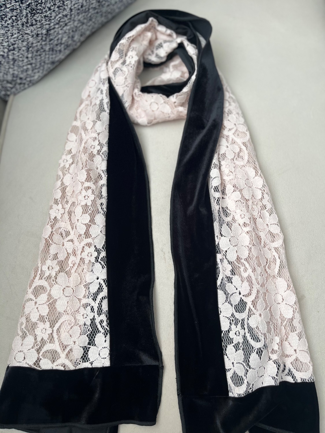 شال گیپور حاشیه مخمل