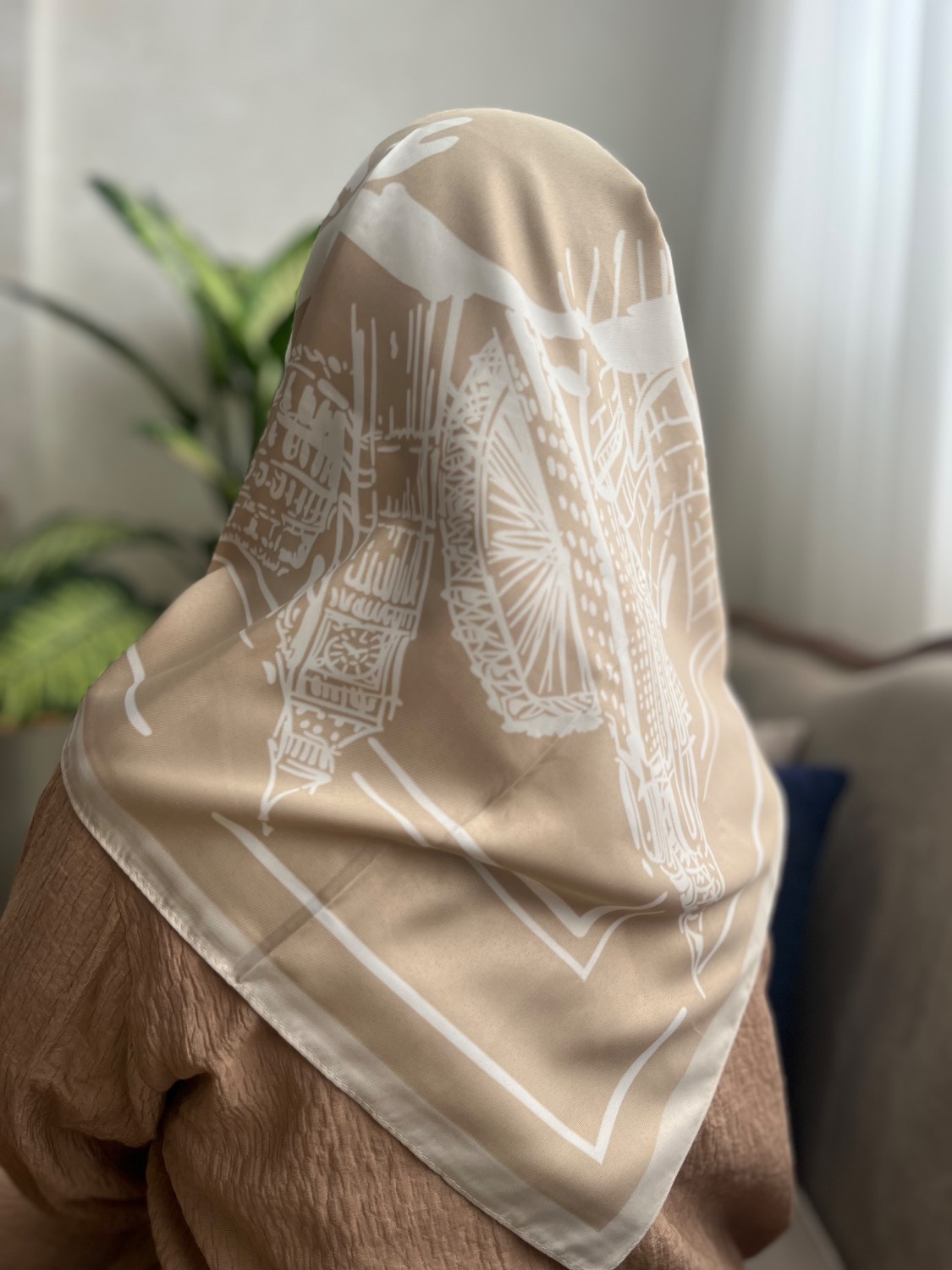 روسری ساتن ابریشم قواره 90