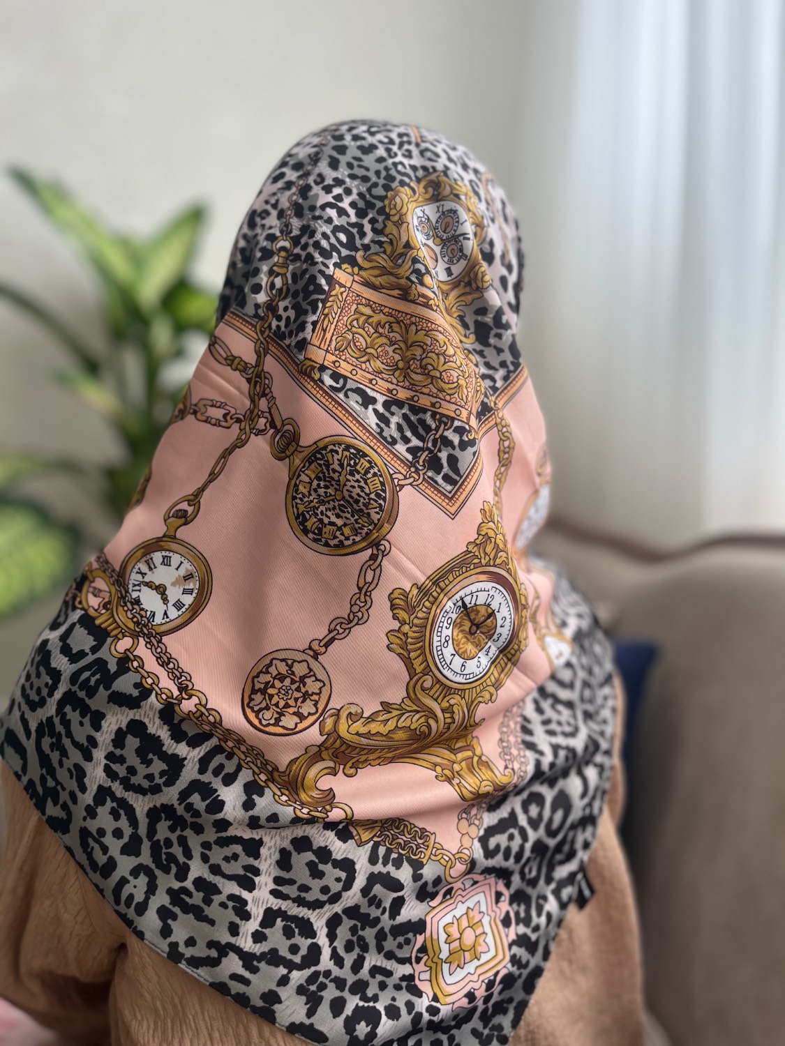 روسری ساتن ابریشم قواره 90 | دارای رنگبندی