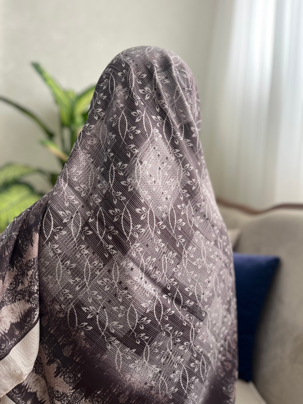 روسری نخی درختی قواره ۱۴۰ | در دو رنگ