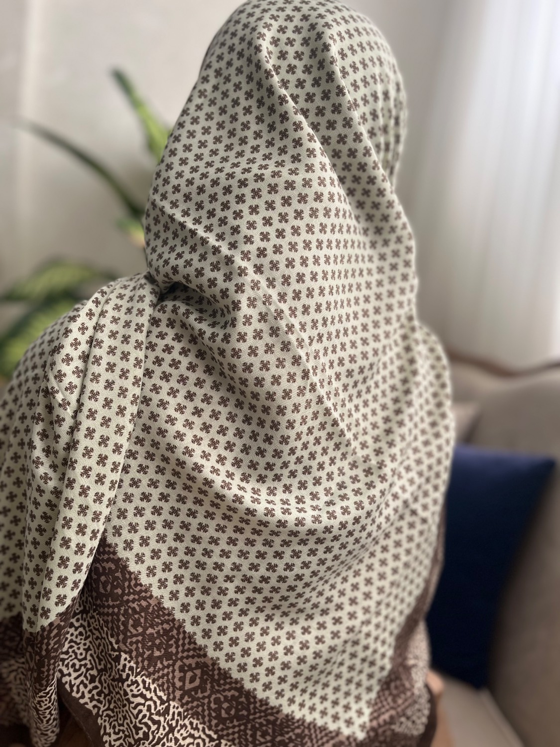 روسری نخی طرحدار قواره 140 | دارای رنگبندی