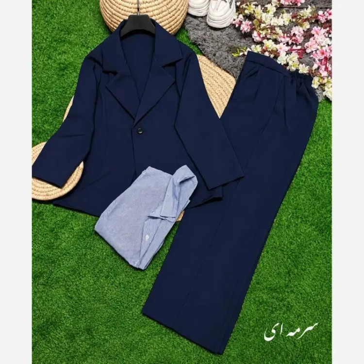 سه تیکه پاییزه نوشین جنس سوپرکجراه اعلا رنگ مشکی و سرمه ای سایز فری 38 تا 46